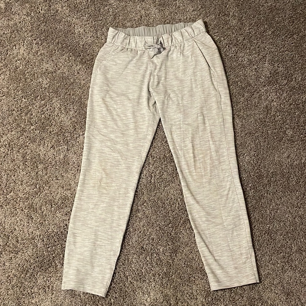Lululemon On The Fly 7/8 Pant  27”